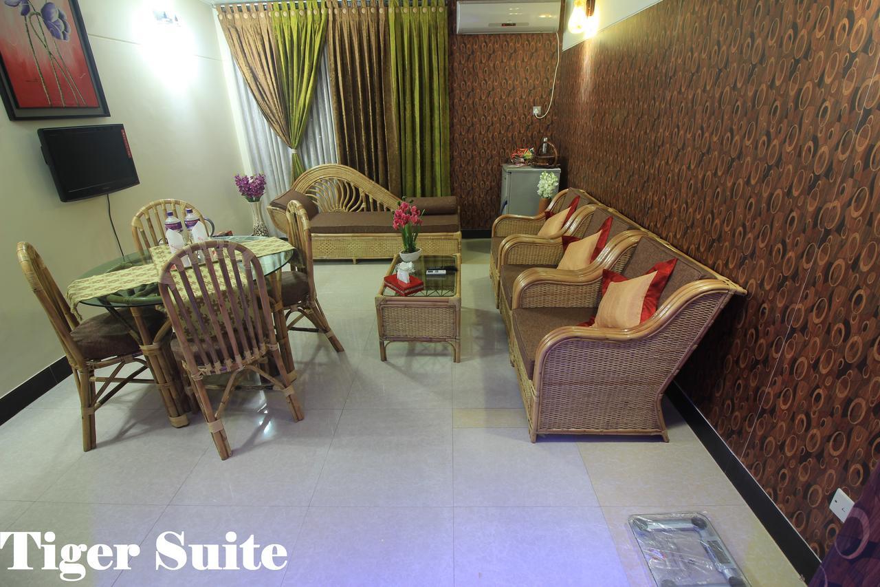 Tiger Garden Int Hotel Khulna Exteriör bild